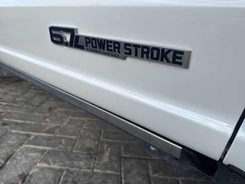 Used 2024 Ford F350 Lariat w/ Lariat Ultimate Package image 7