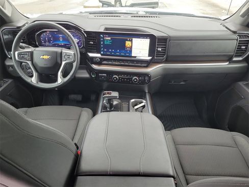 Used 2025 Chevrolet Silverado 1500 LT image 12