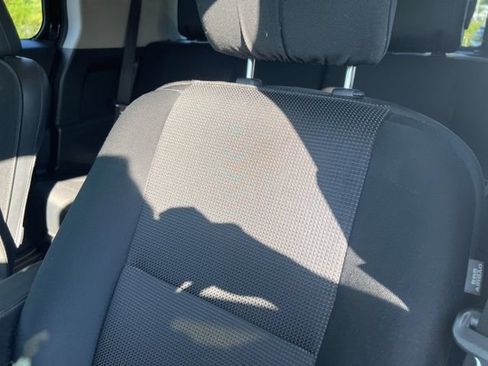 Used 2012 Toyota FJ Cruiser 4WD w/ Upgrade Pkg image 6