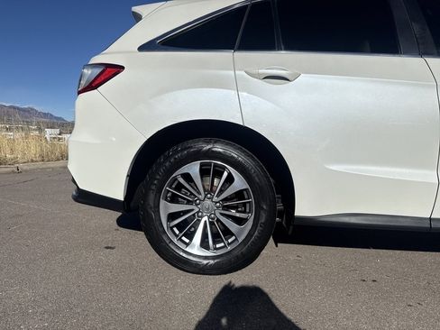 Used 2017 Acura RDX AWD w/ Advance Package image 30