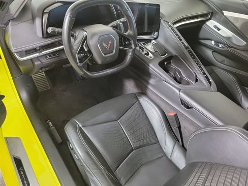 Used 2020 Chevrolet Corvette Stingray Preferred Cpe w/ 2LT Preferred Equipment Group RWD image 11