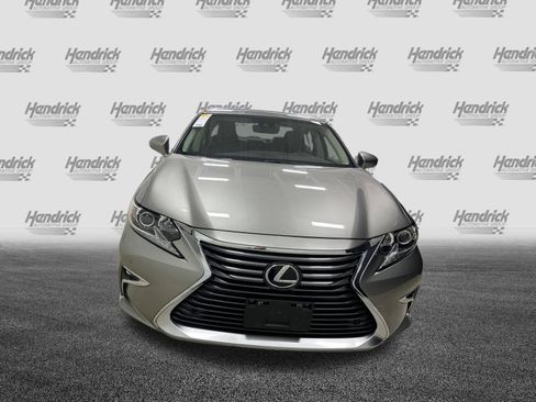 Used 2017 Lexus ES 350 w/ Navigation System Package image 3