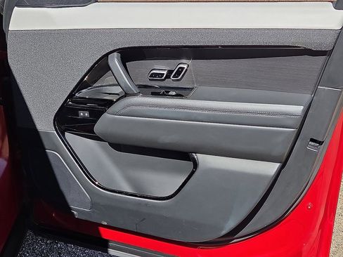 Used 2023 Land Rover Range Rover Sport SE Dynamic image 14