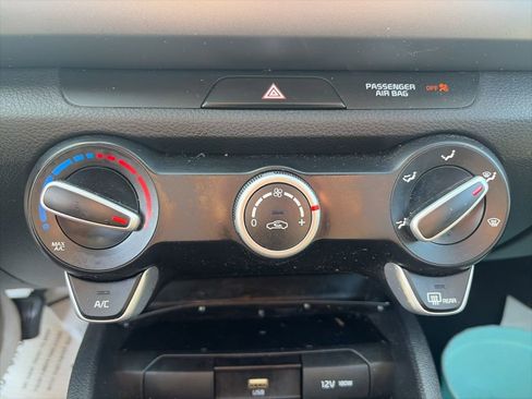 Used 2023 Kia Rio S image 20