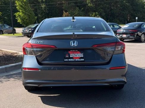 Used 2023 Honda Civic LX image 9