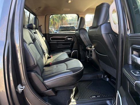 Used 2019 RAM 3500 Laramie image 24
