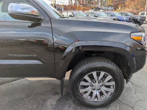 Certified 2020 Toyota Tacoma Limited image 11
