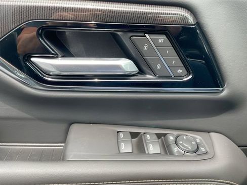 New 2026 GMC Yukon Elevation w/ Elevation Premium Package AWD/4WD image 27