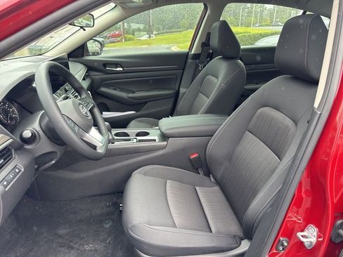 New 2025 Nissan Altima 2.5 SV w/ SV Special Edition Package image 10