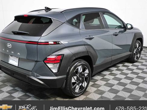Used 2024 Hyundai Kona SEL FWD image 3