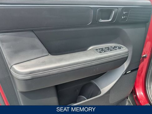 Certified 2025 Hyundai Santa Fe Calligraphy AWD/4WD image 11