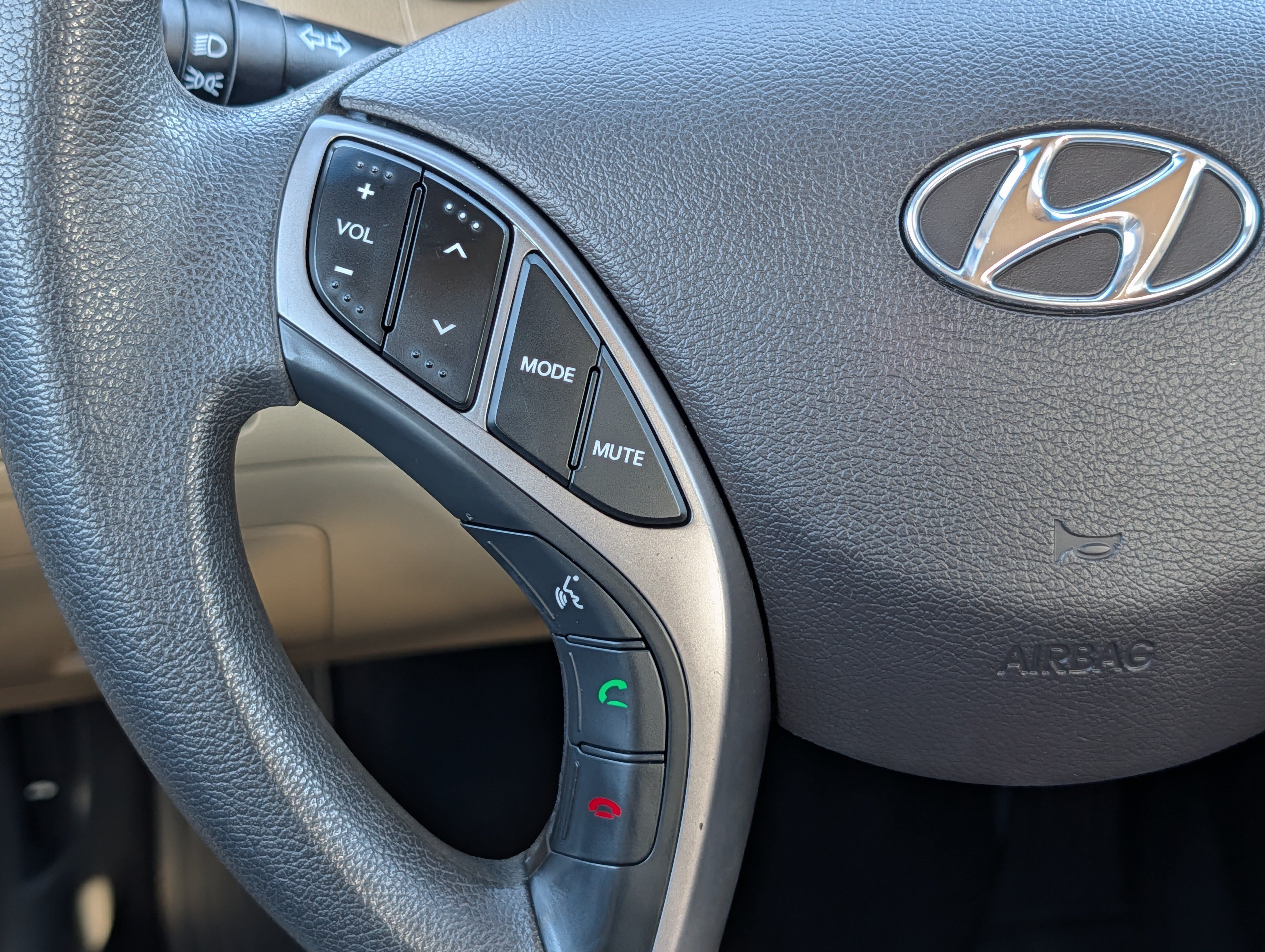 Used 2013 Hyundai Elantra GLS w/ Preferred Pkg FWD image 30