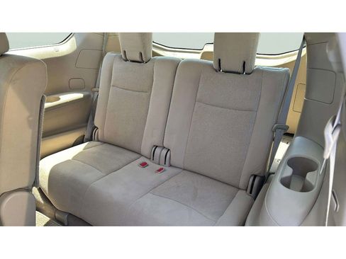 Used 2013 Nissan Pathfinder SV AWD/4WD image 14