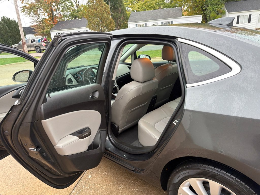 Used 2017 Buick Verano Convenience FWD image 12