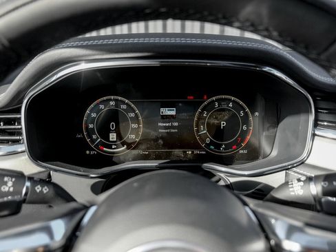 New 2026 Jaguar F-PACE R-Dynamic S image 12