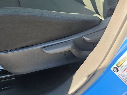 Certified 2025 Nissan Kicks Play S FWD image 20