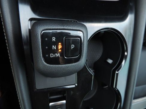 Used 2024 Nissan Rogue Platinum w/ Platinum Premium Package FWD image 29