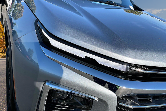 Used 2025 Chevrolet Traverse LT FWD image 30