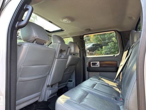 Used 2013 Ford F150 Lariat w/ Luxury Equipment Group image 19