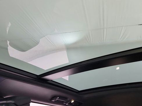 Used 2021 Land Rover Range Rover Autobiography Fifty Edition image 18