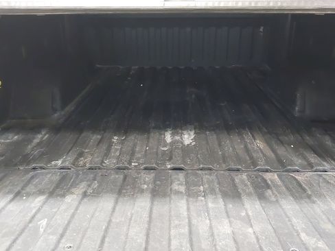 Certified 2021 GMC Sierra 1500 SLE image 27