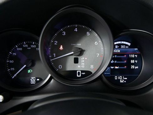 New 2026 Porsche Macan S image 24