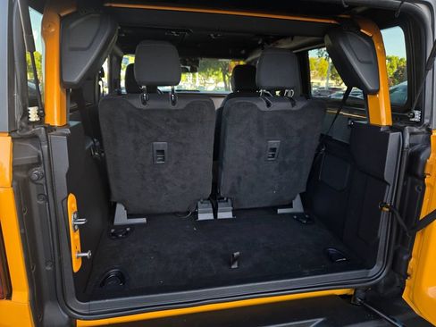 Used 2022 Ford Bronco Outer Banks w/ Sasquatch Package AWD/4WD image 27