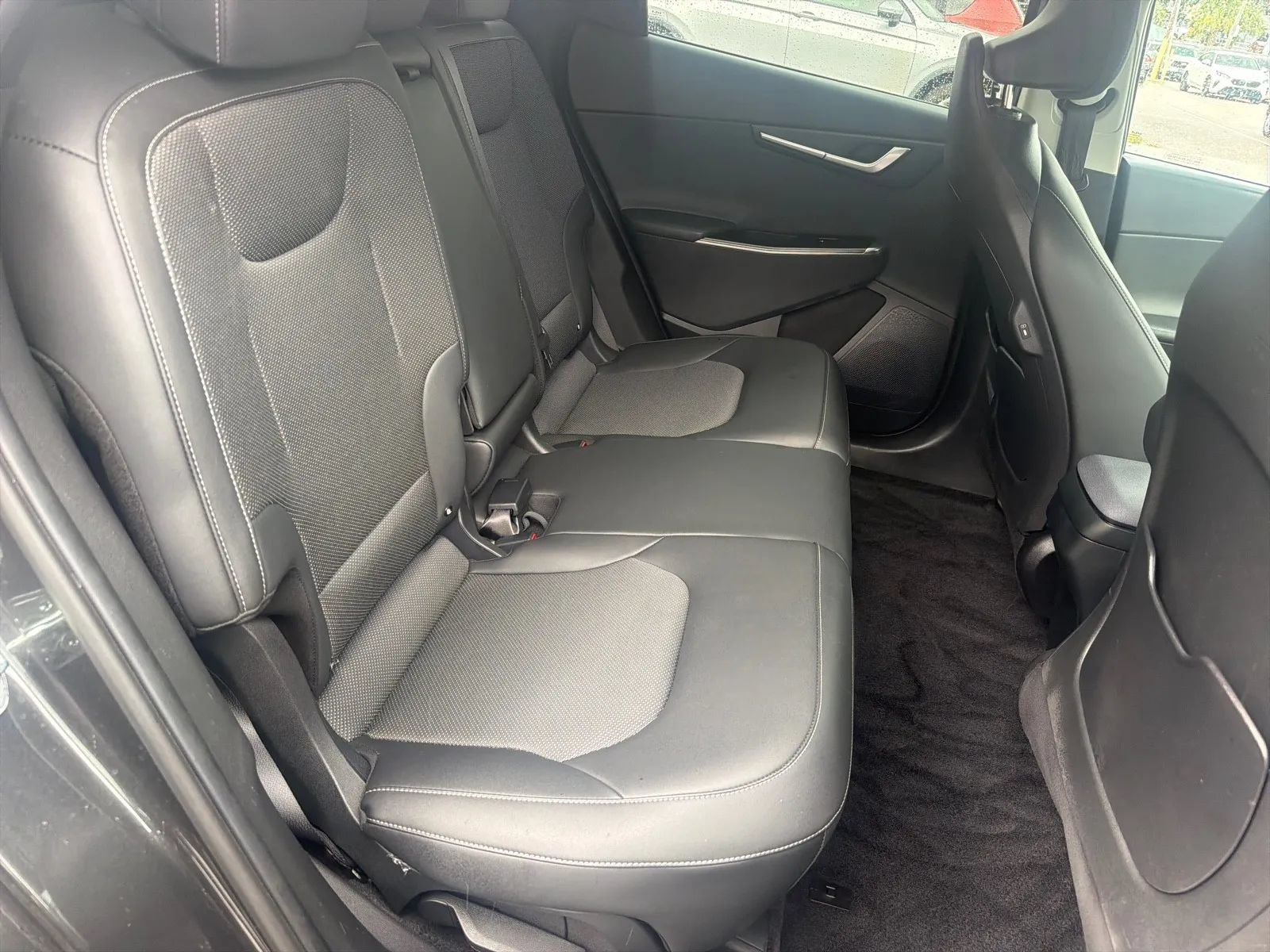 Used 2024 Kia EV6 Light RWD image 18