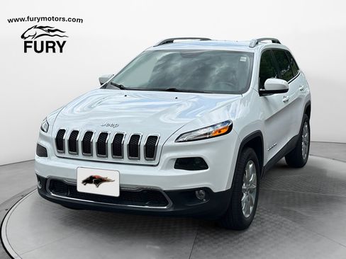 Used 2017 Jeep Cherokee Limited AWD/4WD image 7