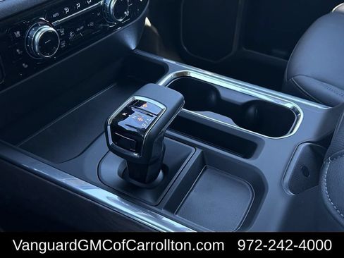 New 2026 GMC Sierra 1500 SLT AWD/4WD image 15