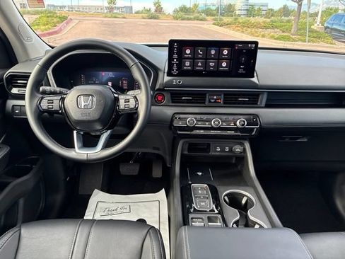 Certified 2026 Honda Pilot Touring image 27