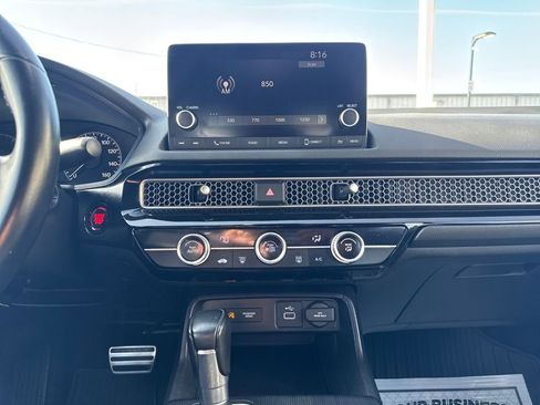 Used 2024 Honda Civic Sport image 18