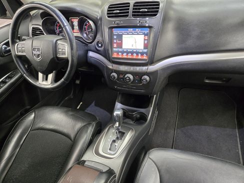 Used 2018 Dodge Journey Crossroad FWD image 14