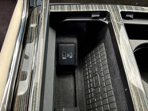 Used 2023 Lincoln Navigator Black Label AWD/4WD image 18
