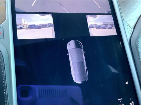 Used 2018 Tesla Model X 100D image 30