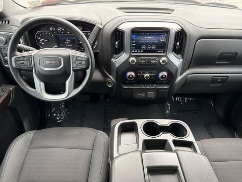 Used 2022 GMC Sierra 1500 Elevation AWD/4WD image 2