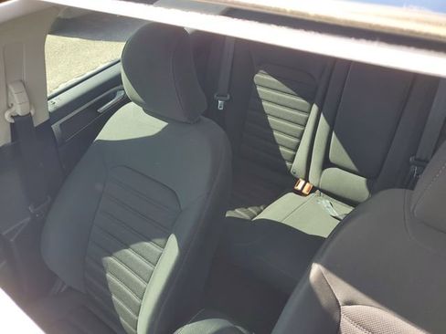 Used 2017 Ford Fusion SE w/ Fusion SE Technology Package image 35