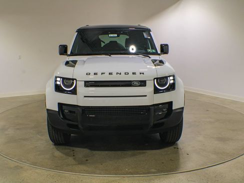 New 2026 Land Rover Defender 110 S AWD/4WD image 8