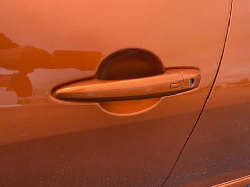 Certified 2025 Nissan Sentra SR image 7