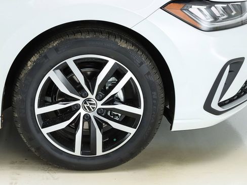 New 2026 Volkswagen Jetta SE image 14