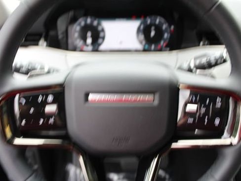 Used 2024 Land Rover Range Rover Evoque S image 18