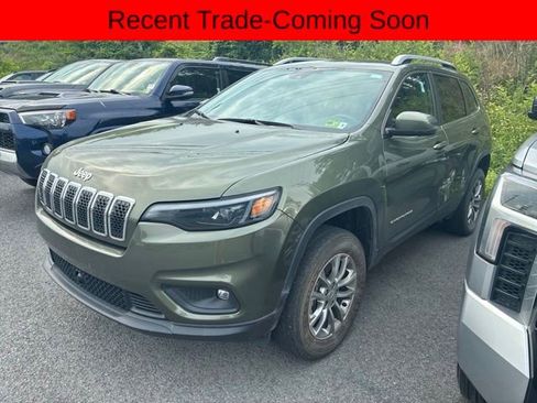 Used 2021 Jeep Cherokee Latitude Lux w/ Comfort/Convenience Group AWD/4WD image 1
