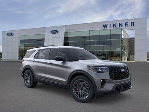 New 2026 Ford Explorer ST-Line w/ ST-Line Street Pack AWD/4WD image 7