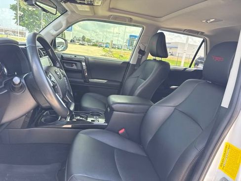 Certified 2024 Toyota 4Runner TRD Off-Road Premium w/ Moonroof Package AWD/4WD image 8