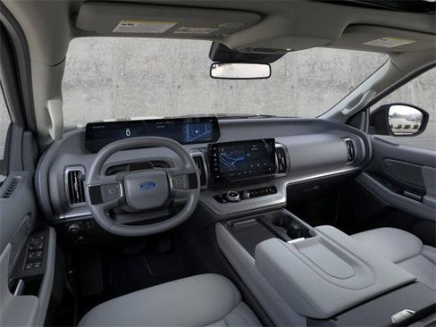 New 2026 Ford Expedition Max Active image 9
