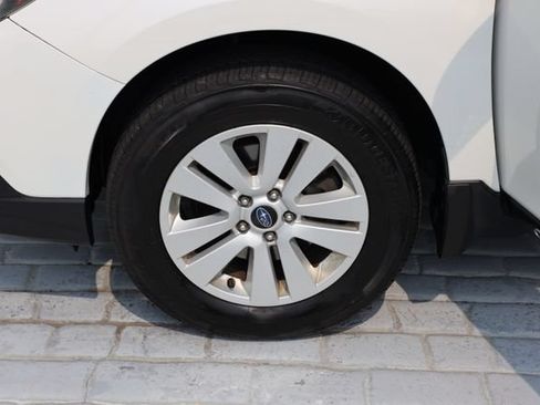Used 2018 Subaru Outback 2.5i w/ Popular Package #1 AWD/4WD image 39
