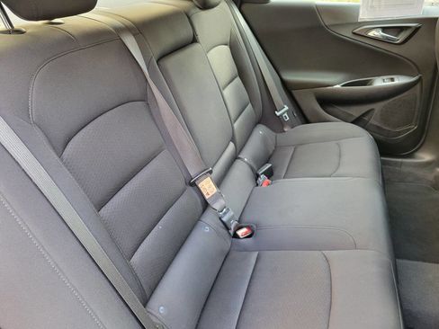 Used 2023 Chevrolet Malibu LT image 11