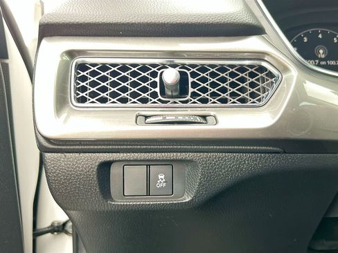Used 2025 Acura Integra FWD image 10