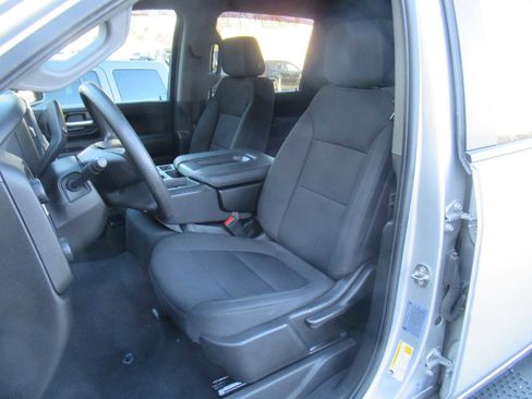 Used 2022 Chevrolet Silverado 2500 Custom w/ Custom Convenience Package image 23