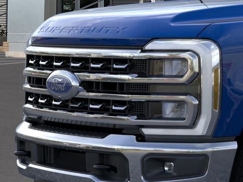 New 2026 Ford F250 Lariat w/ Chrome Package image 17